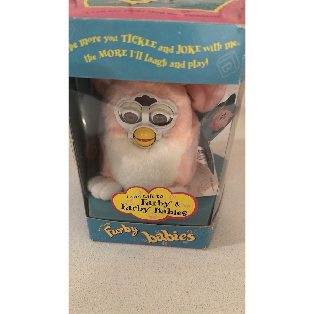 NEW SEALED Furby Baby PINK Hair PINK Ears 70-940 Vintage 1999 Tiger Electronics